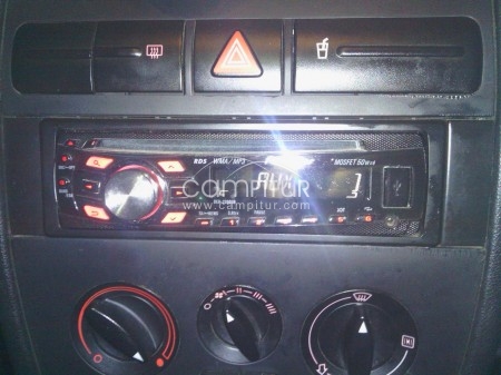 Vendo radio pioneer mosfet 50wx4!