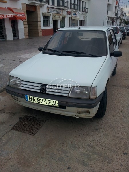 Vendo Peugeot 205