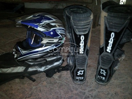 equipo de motocross