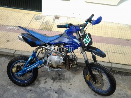 SE VENDE MOTO PIT BIKE 110 CC