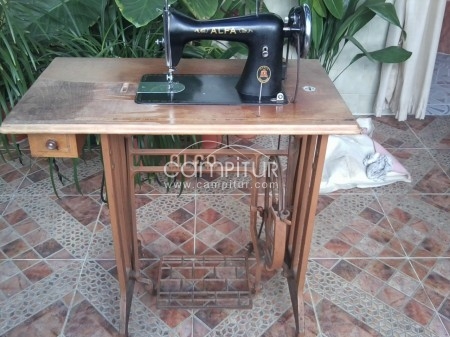 Foto 2 de VENDO MAQUINA DE COSER