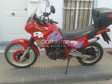 SUZUKI DR 650 RS