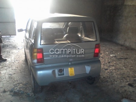 Se vende coche sin carnet.Esta de buen uso