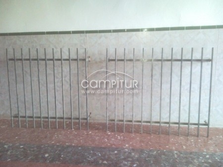 VENDO DOS REJAS PARA VENTANAS