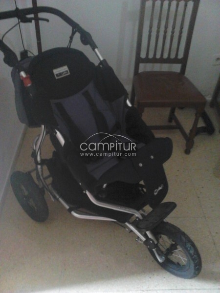 Foto 4 de se vende carrito de bebe de tres ruedas