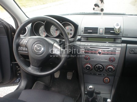 Se vende coche mazda 3