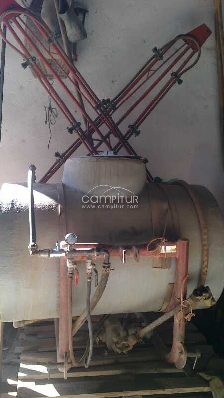 SE VENDE CARRO DE FUMIGAR 600 LITROS