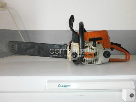 se vende motosierra stihl 023