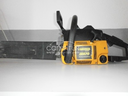 se vende motosierra partner 470
