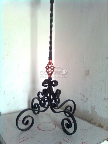 Foto 2 de CANDELABRO