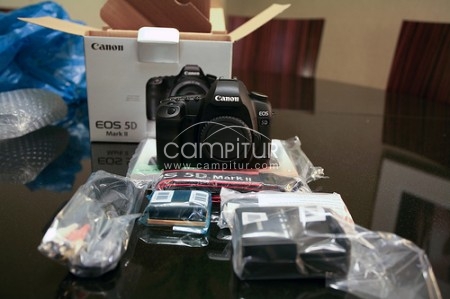 NEW:Nikon D3X,D90,D300,D7000,D700,D3s,Canon 7D SLR,Canon EOS 5D mark 11,Canon EOS 50D