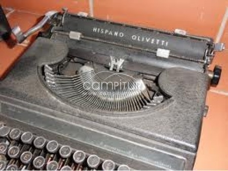 VENDO MAQUINA ESCRIBIR