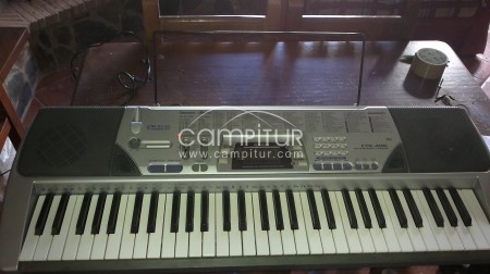 vendo teclado casio CTK 496