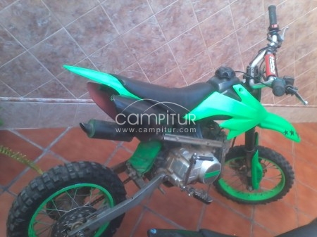 vendo despieze de esta moto pit  bike 125