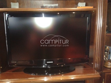 SE VENDE TV DE 37" 