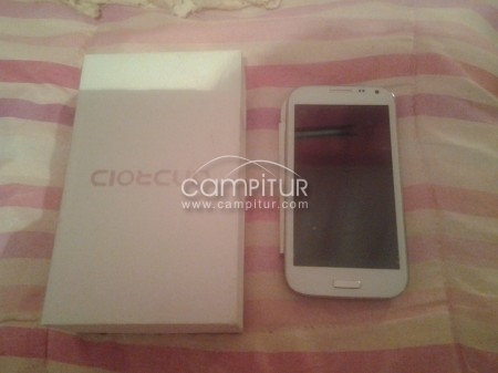Vendo móvil clon S4