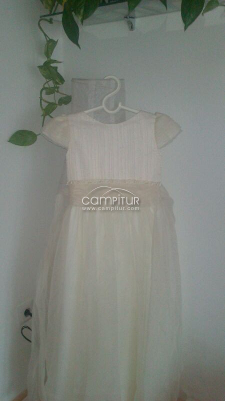 TRAJE DE COMUNION DE NIÑA NUEVO