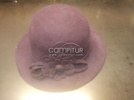 Foto 3 de Vendo Tres Sombreros de Fieltro Mujer - Comprar  