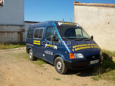 SE VENDE FURGONETA FORD TRANSI
