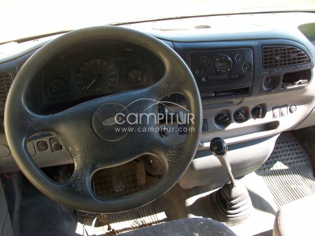 Foto 4 de SE VENDE FURGONETA FORD TRANSI