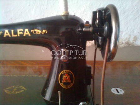 Foto 4 de MAQUINA DE COSER.