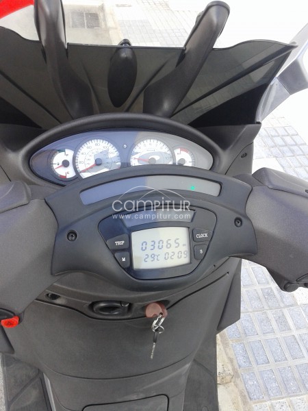Foto 2 de moto piagio x9