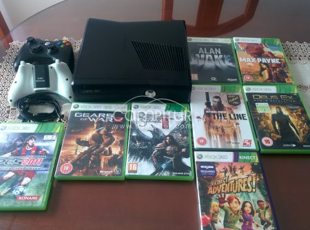 XBOX 360 250GB SEMINUEVA con lector MAGICO (LT+3.0)