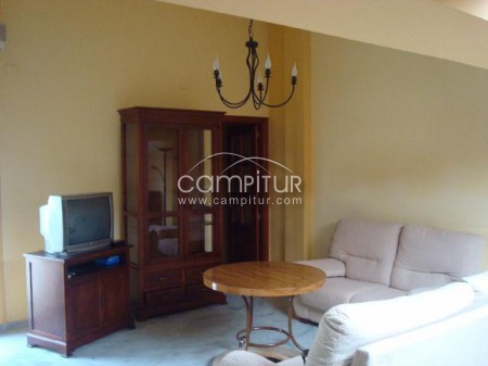 Foto 2 de SE ALQUILA APARTAMENTO JUNTO AL PARQUE CERVANTES