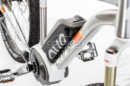 Foto 3 de Bicicleta eléctrica de montaña Ave-XH3 Bosch. Seminueva