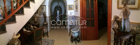 FORMIDABLE CASA EN VILLAGARCIA DE LA TORRE EN PERFECTO ESTADO