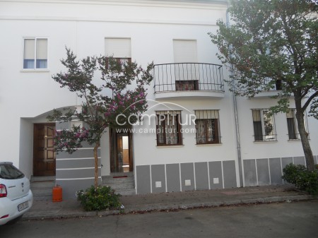 Se vende o alquila duplex en Azuaga