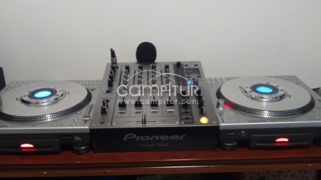 EQUIPO DE DJ PROFESIONAL.