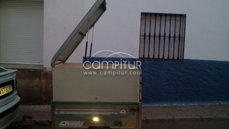 SE VENDE CARRO