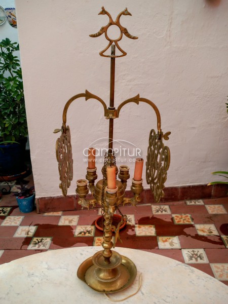 Vendo quinqué de velón