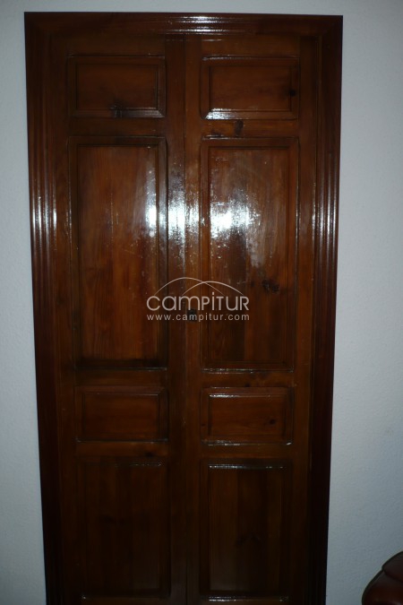 SE VENDEN PUERTAS ANTIGUAS
