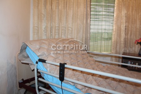 Se vende cama articulada con ¡sólo 2 días de uso!