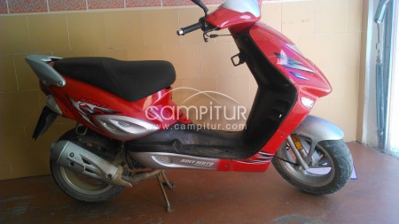 Se vende moto
