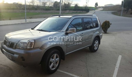 se vende Nissan x-trail 2.2cc 136cv  6 velocidades 4x4 con enganche mejor ver y probar. 