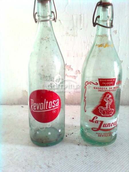 BOTELLAS ANTIGUAS PARA COLECCIONISTAS O DECORACION 