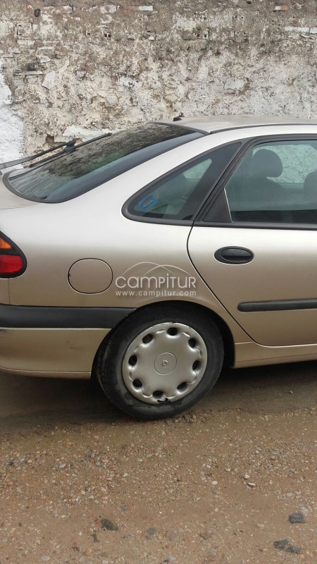 Foto 3 de RENAULT LAGUNA