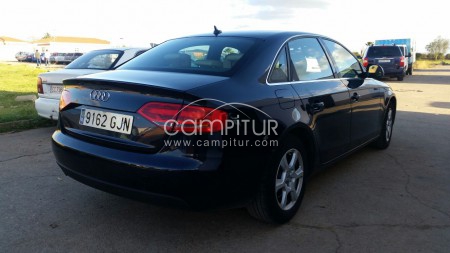 Foto 3 de Se vende Audi A4 2.0TDI DPF 143  4p  143 cv