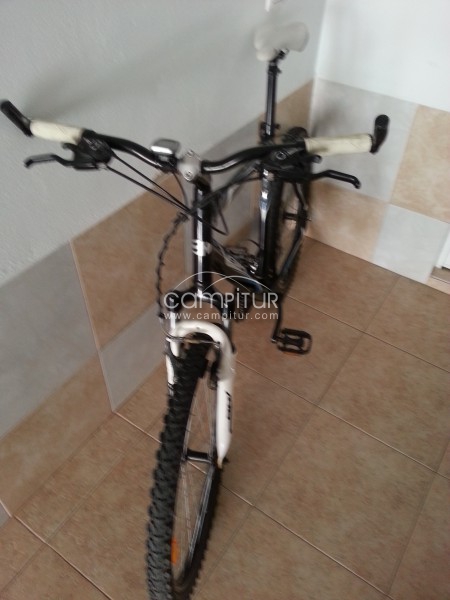 Foto 3 de Bicicleta BH sin uso 