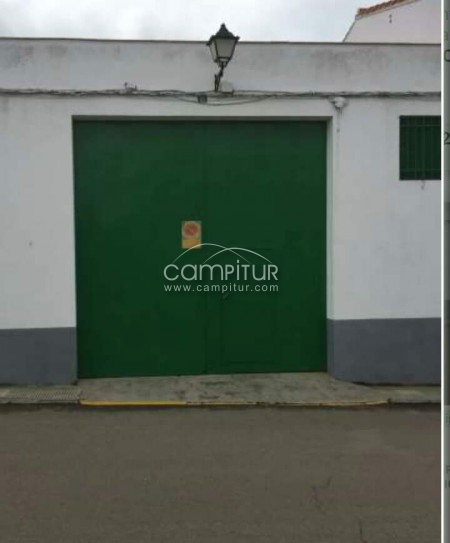 Se vende o alquila almacen