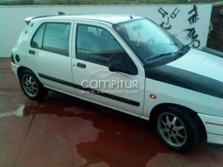 SE VENDE RENAUL CLIO 1900