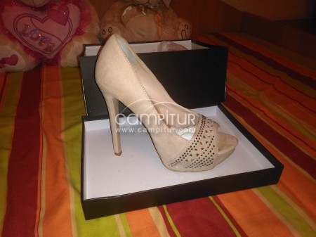 ZAPATOS STRADIVARIUS COLOR NUDE Nº38