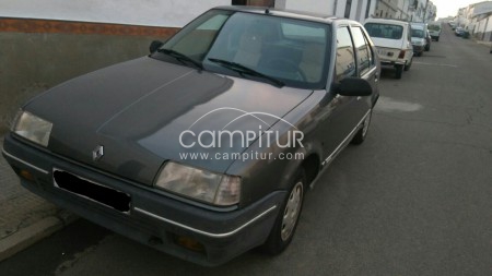 Foto 3 de Se vende Renault 19 5 puertas gasolina