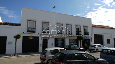 SE ALQUILA PLAZA DE GARAJE EN MUÑOZ TORRERO, 70