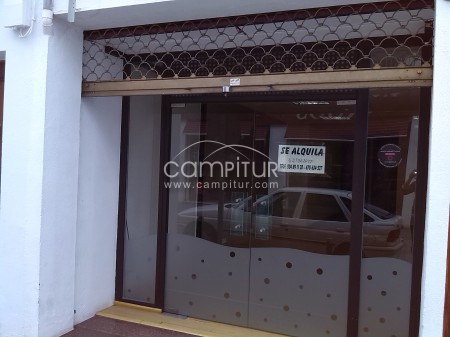 Foto 2 de Se alquila local comercial en c. Estalajes de Azuaga
