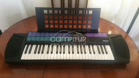 Teclado Yamaha PSR 77