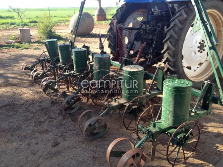Foto 2 de Se vende maquina sembradora  de girasol
